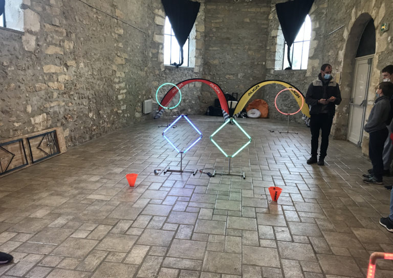 Pilotage de drone Noël 2021/Février 2022