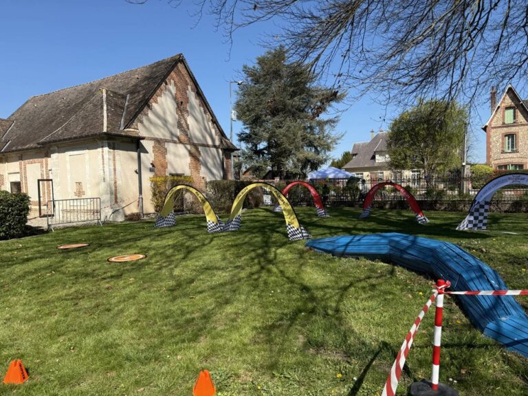 Vols, Rires et Découvertes au Parc du Manoir – Animation Drone à Brionne